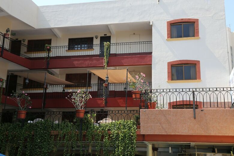 Aparthotel Hacienda Maria Eugenia