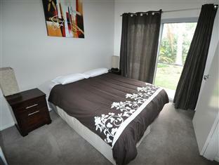 Hotel Rosslyn Bay Resort