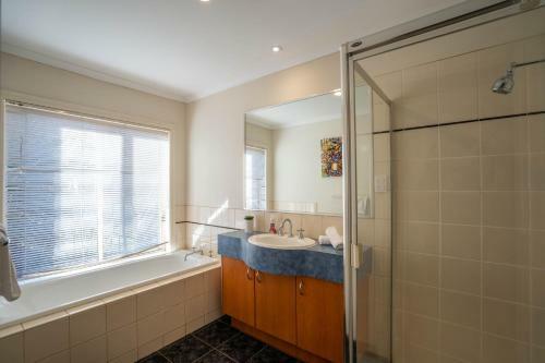Serviced Houses Melbourne Airport