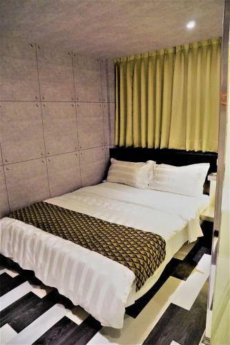 Dahshin Hotel