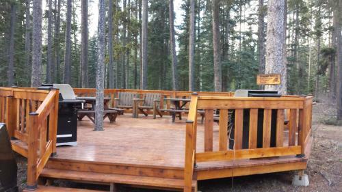 Hotel Johnston Canyon Resort
