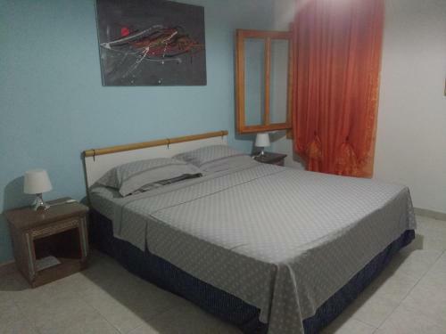 Bed & Breakfast Free Zone