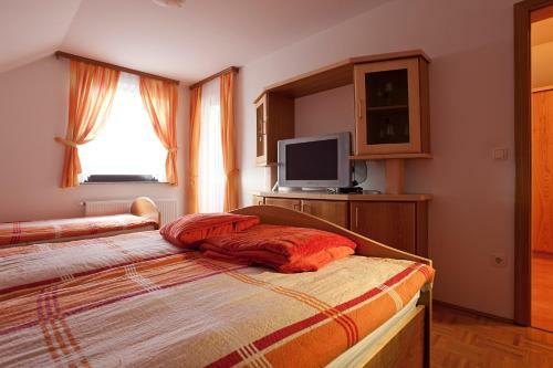Apartamentos Tourist Farm ?krbina