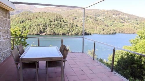 Eira House - Quinta De Fundevila