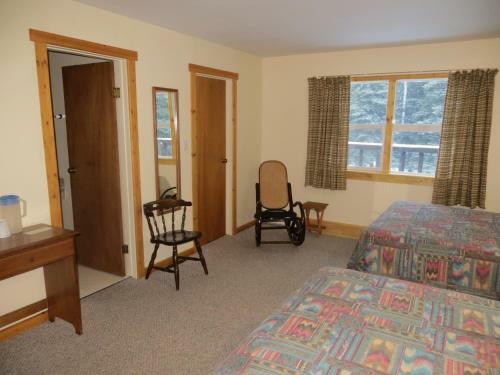 Hotel Black Cat Guest Ranch
