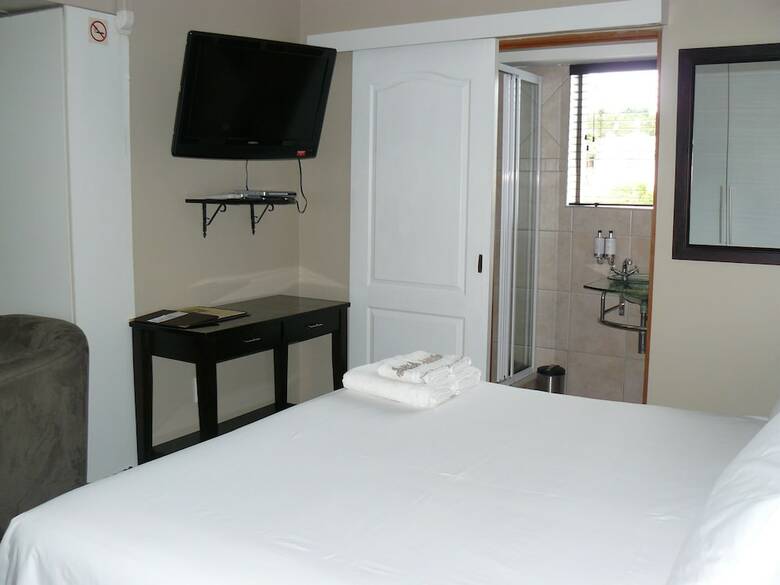 Hostal See More Guest House