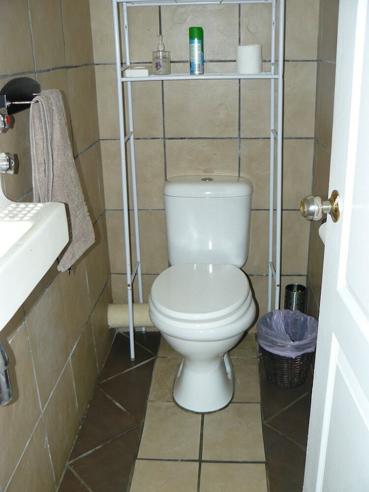 Hostal See More Guest House