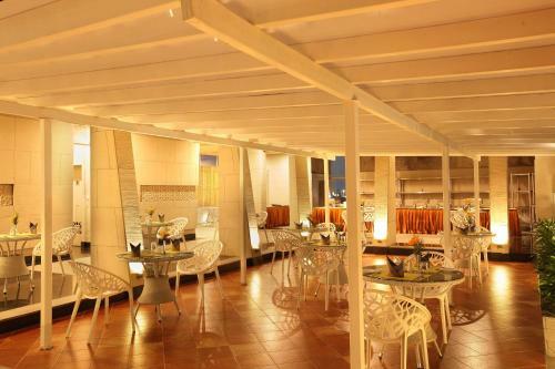 Hotel The Dunes Cochin