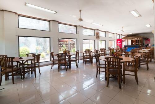 Geria Agung Mahajaya Hotel