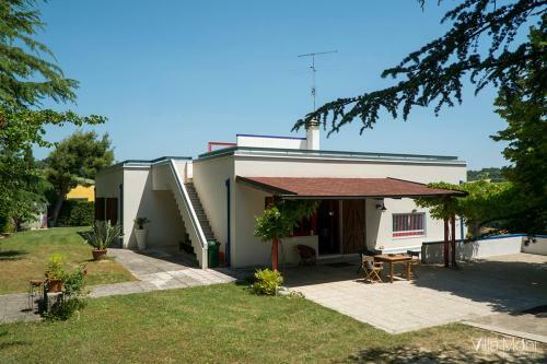 Hostal Villa Moni