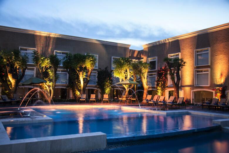 Plaza Camelinas Hotel