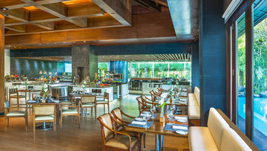 Hotel Laguna Resort And Spa
