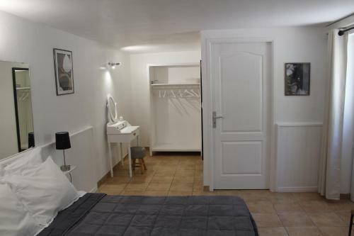 Bed & Breakfast Le Mas Des Ch�nes