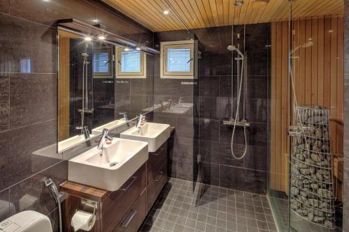 Gella Serviced Apartments