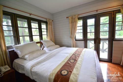 Hotel Fueng Fah Riverside Gardens Resort