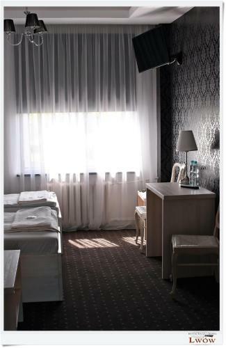 Hostal Lw�w
