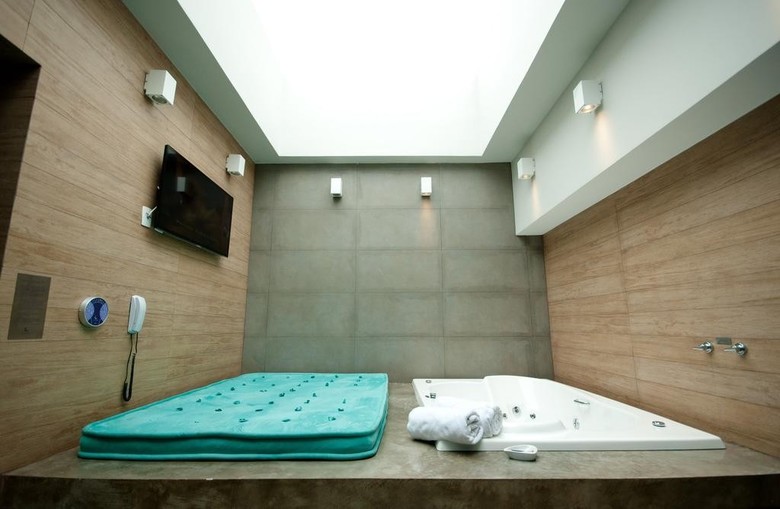 Hotel Lush Motel (adult Only)