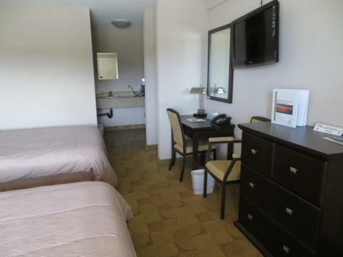 Motel Shoreside Inn & Suites