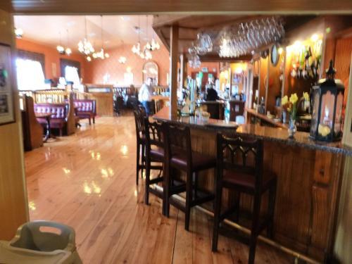Hotel Corbett Court