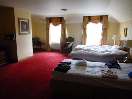 Hotel Corbett Court