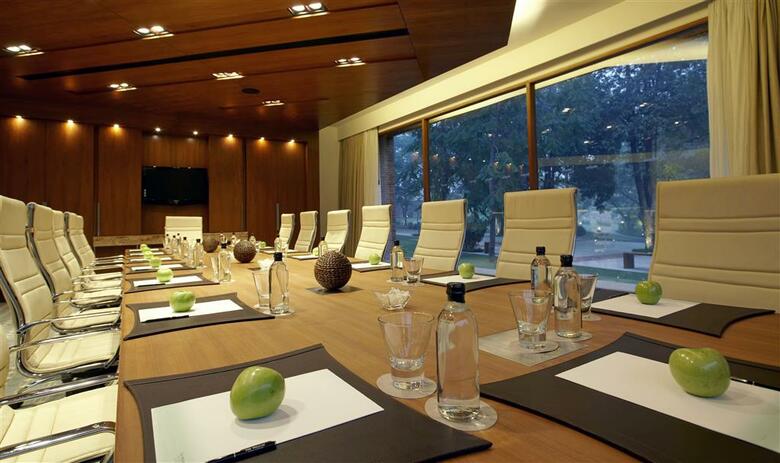 Hotel The Westin Sohna Resorts & Spa
