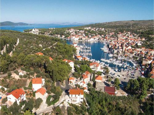 Holiday Home Milna Uvala Makarac
