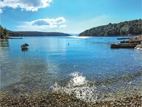 Holiday Home Milna Uvala Makarac