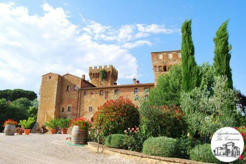 Hostal Agriturismo Castello La Grancia Di Spedaletto