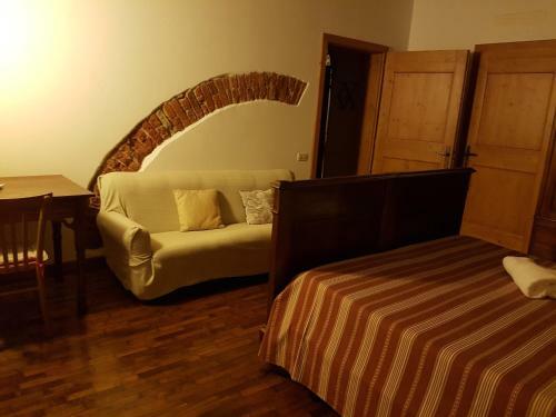 Hostal Agriturismo La Sophora