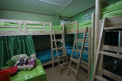 Hostal Han River Guesthouse In Seoul