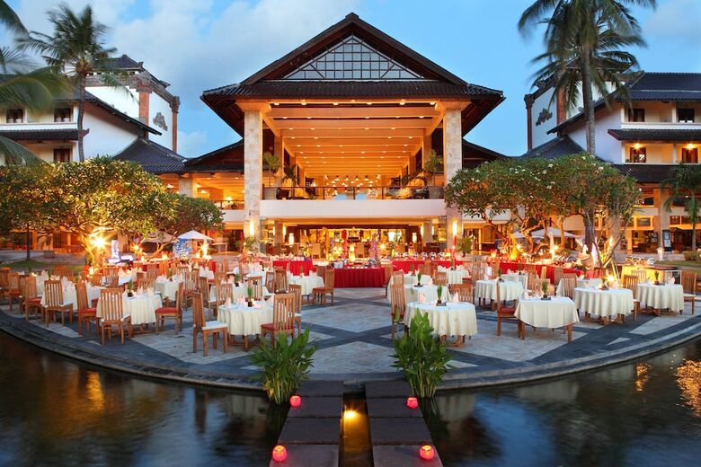 Hotel Discovery Kartika Plaza