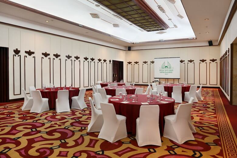 Hotel Discovery Kartika Plaza