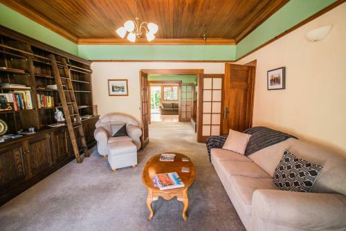 Hartley Homestead Boutique Bed & Breakfast