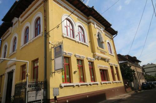Hostal Vila Romeo And Juliet