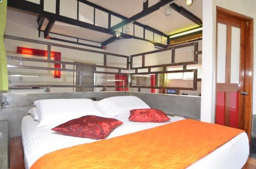Hotel Somewhere Else Boutique Resort