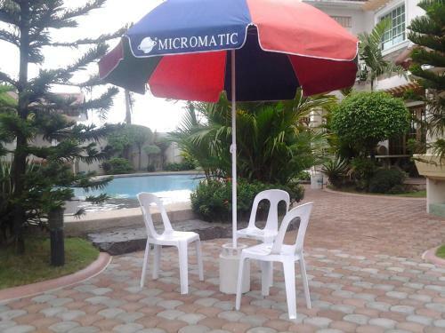 Bed & Breakfast Sir Nico Guesthouse And Resort