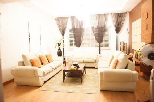 Bed & Breakfast Sir Nico Guesthouse And Resort