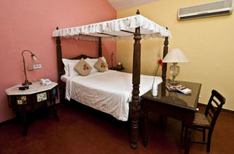 Hotel Presa Di Goa