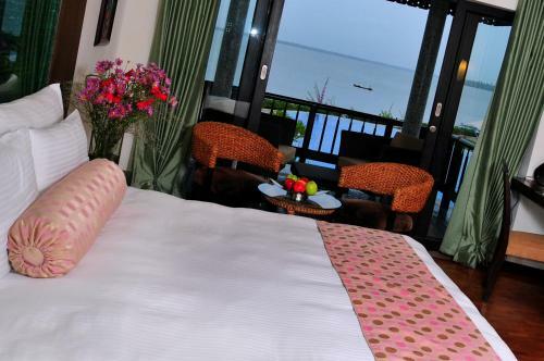 Hotel Ramada Cochin Resort