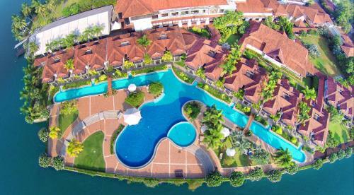 Hotel Ramada Cochin Resort