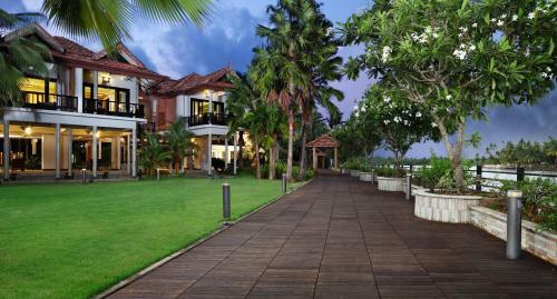 Hotel Ramada Cochin Resort