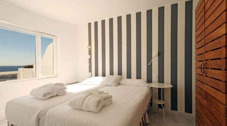 Apartamentos Marina Bayview - S�lo Adultos