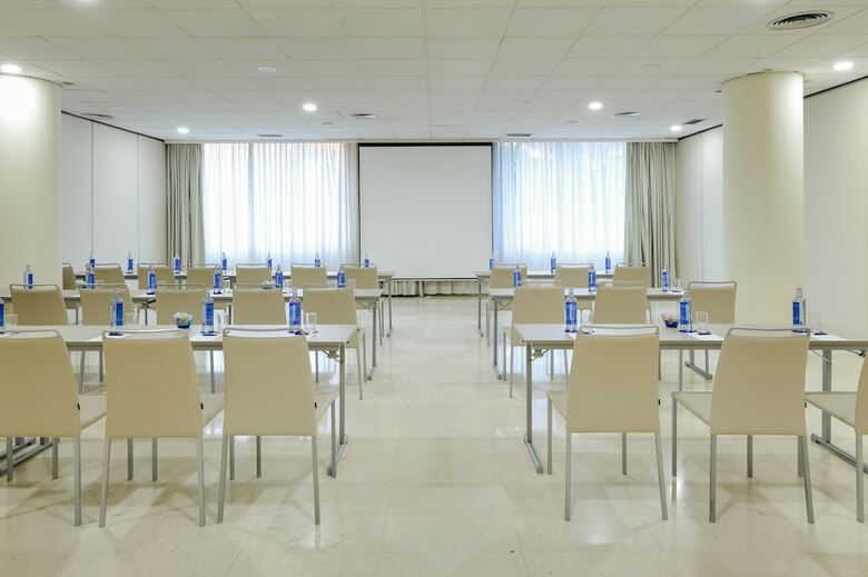 Hotel Hesperia Barcelona Sant Just