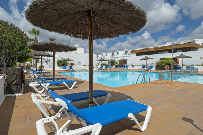 Apartamentos Livvo Oasis
