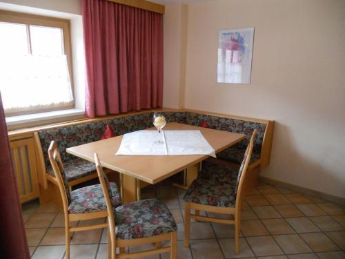 Apartamento Appartement Beim Brunnen 12