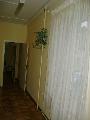 Hostal Hotel Galchonok At Ulitsa Alexeya Tolstogo