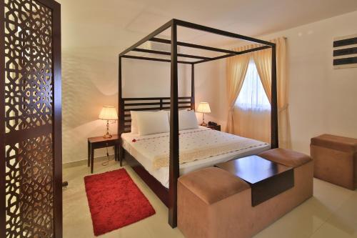 Hotel Laya Leisure