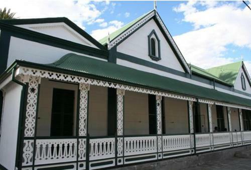 Hostal Karoopark Guest House