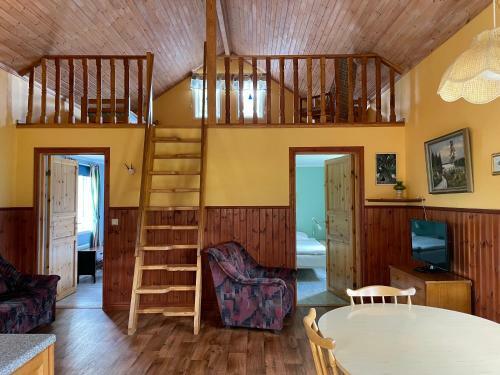 Agroturismo Ekhaga, Hult�kra