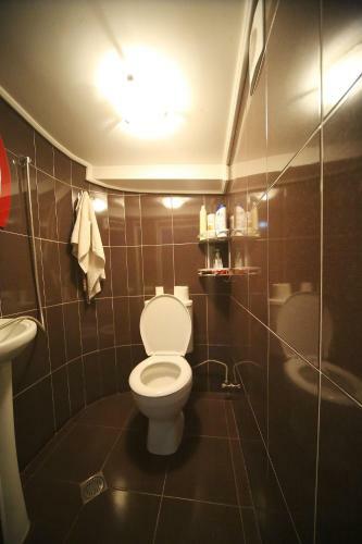 Hostal Edelveis Guest House
